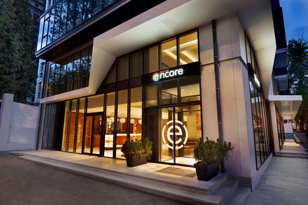 Ramada Encore Tbilisi Ngoại thất bức ảnh