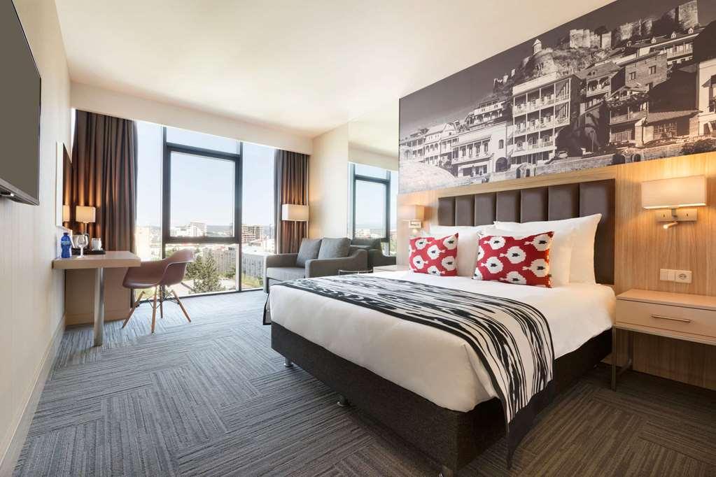 Ramada Encore Tbilisi Phòng bức ảnh