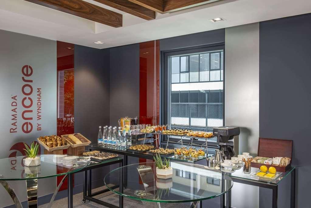 Ramada Encore Tbilisi Ngoại thất bức ảnh